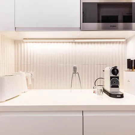 Guestready: Designer In The Heart Of Marais *